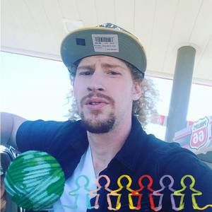 Meet your Posher, Derek